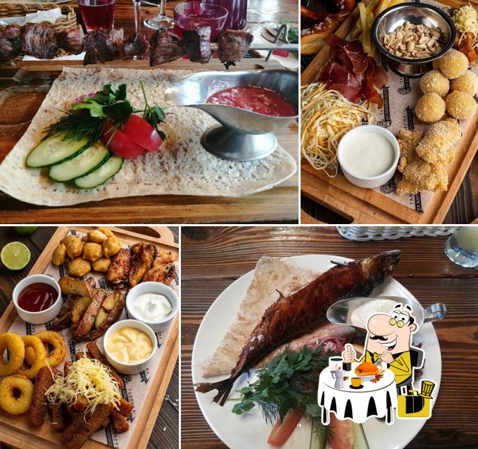 Еда в "Таверне на Карпинского"