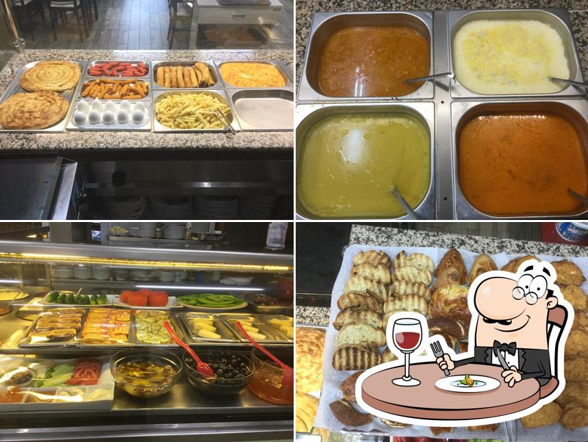 Tarihi Edremit Ömür Restaurant Edremit