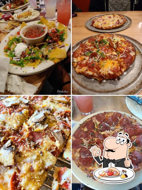 Old Chicago Pizza + Taproom