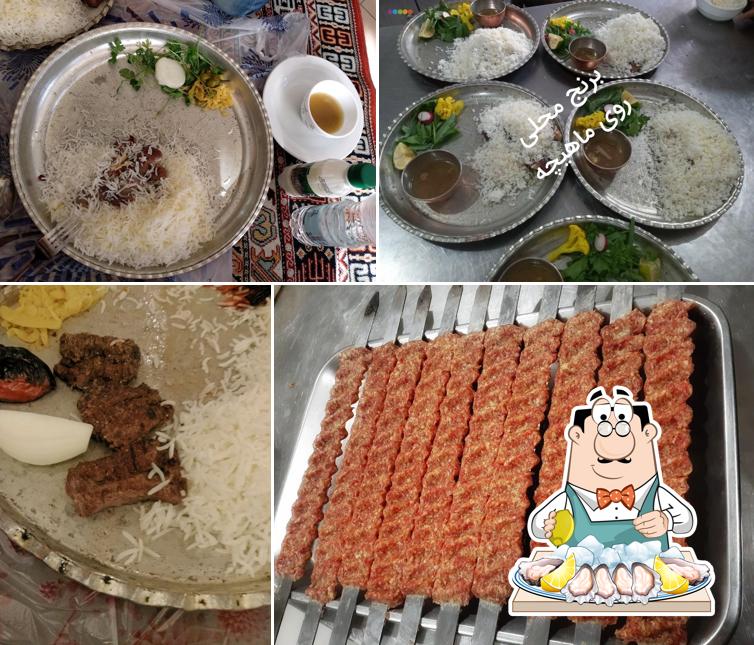 رستوران سنتی ننه خورشید