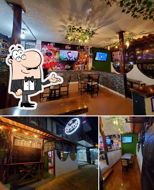THE ZONA SPORT BAR