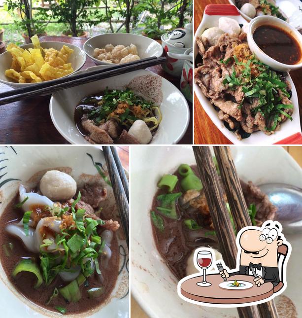 เตี๋ยวเรือ พรบ. ณ Pasakdam Ban Wang Muang