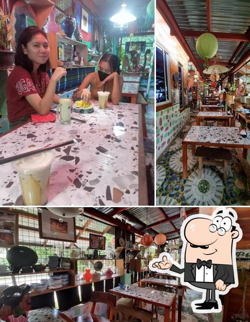 Uni-Tribe Veggie Food House