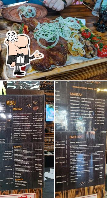 Посмотрите на внутренний интерьер "Шашлычной №1"