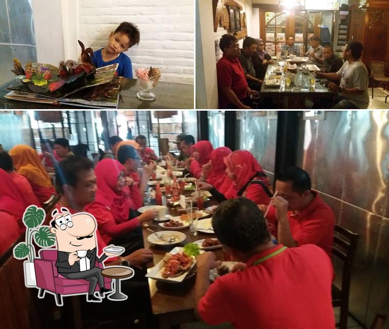 Zaitun Cafe
