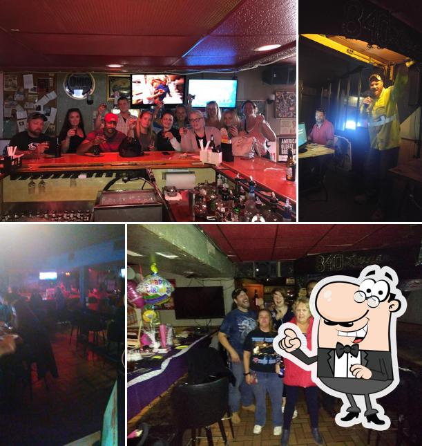 840 Lounge II