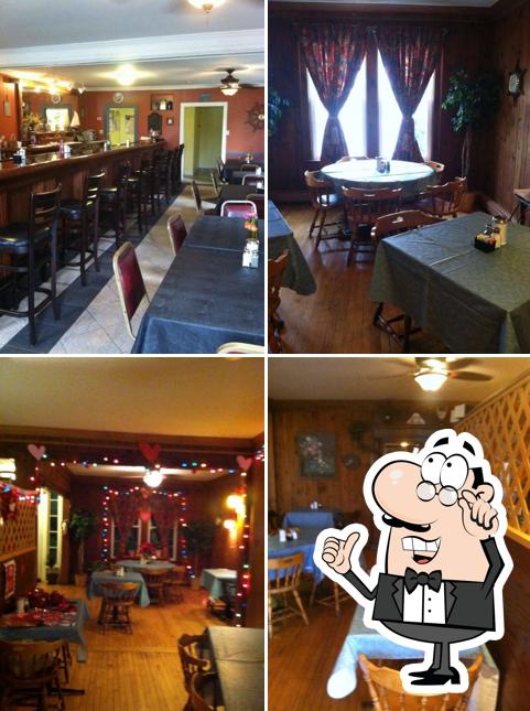 Broadway Cafe
