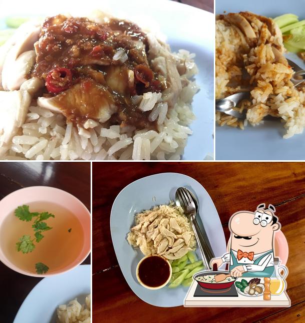 ข้าวมันไก่ริมน้ำ