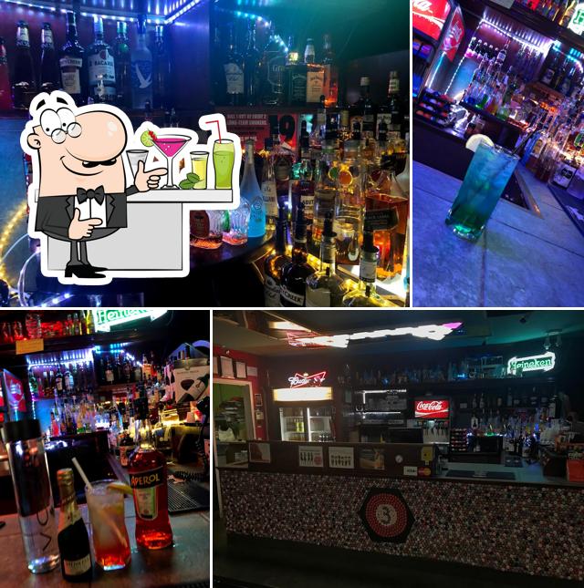 Celebrity Billiards & Sports Bar