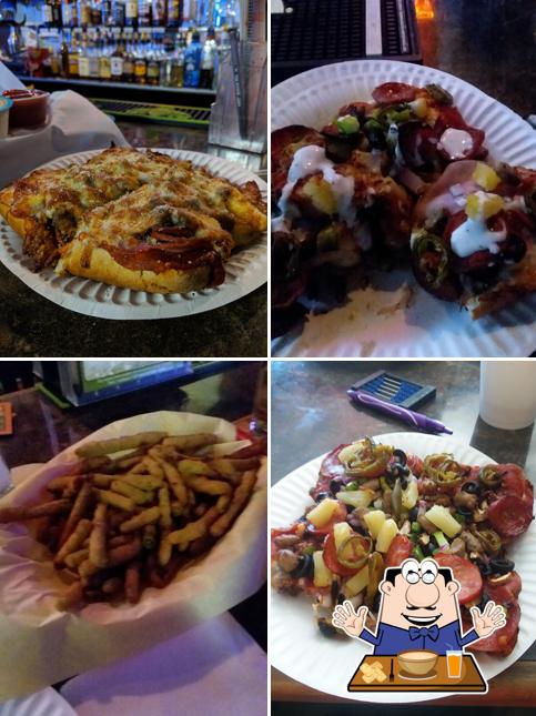 Family Pizza & Cocktail Lounge
