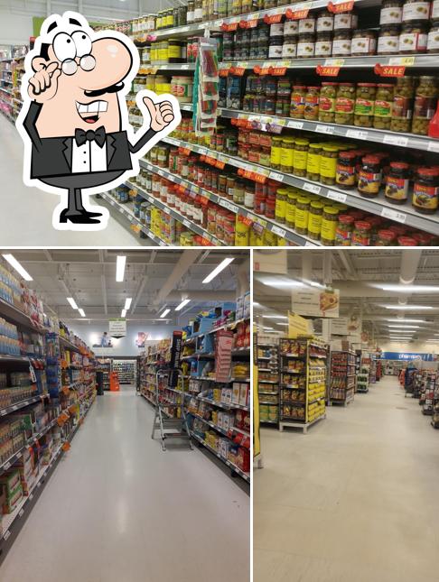 Your Independent Grocer Superior Street