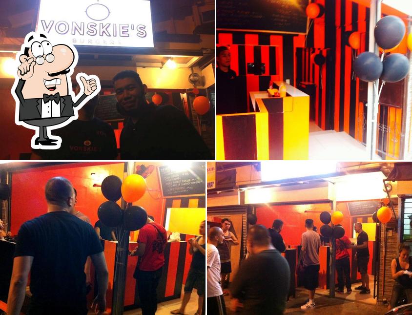 Vonskie's Burgers Mandaluyong