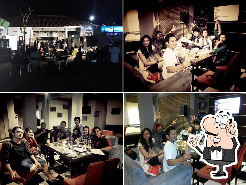 Colony Cafe & Resto