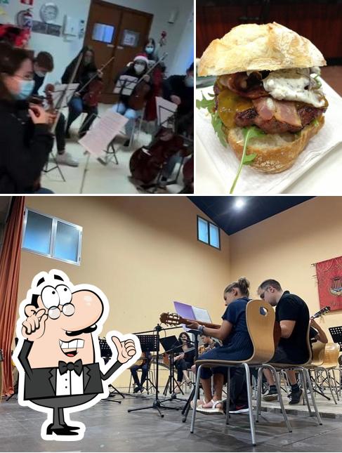 Atzucac Centre Artístic Musical Moncada