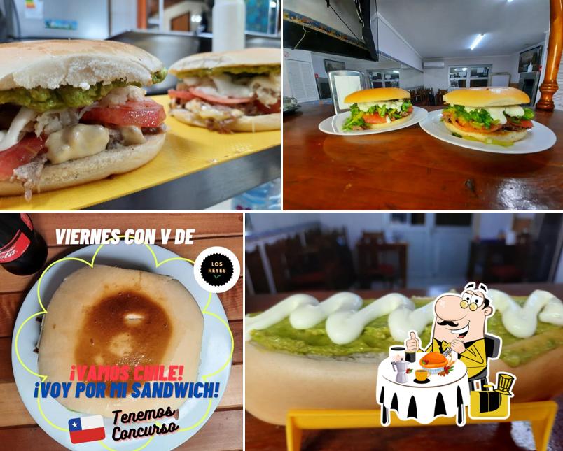 Los Reyes Cocina con Amor