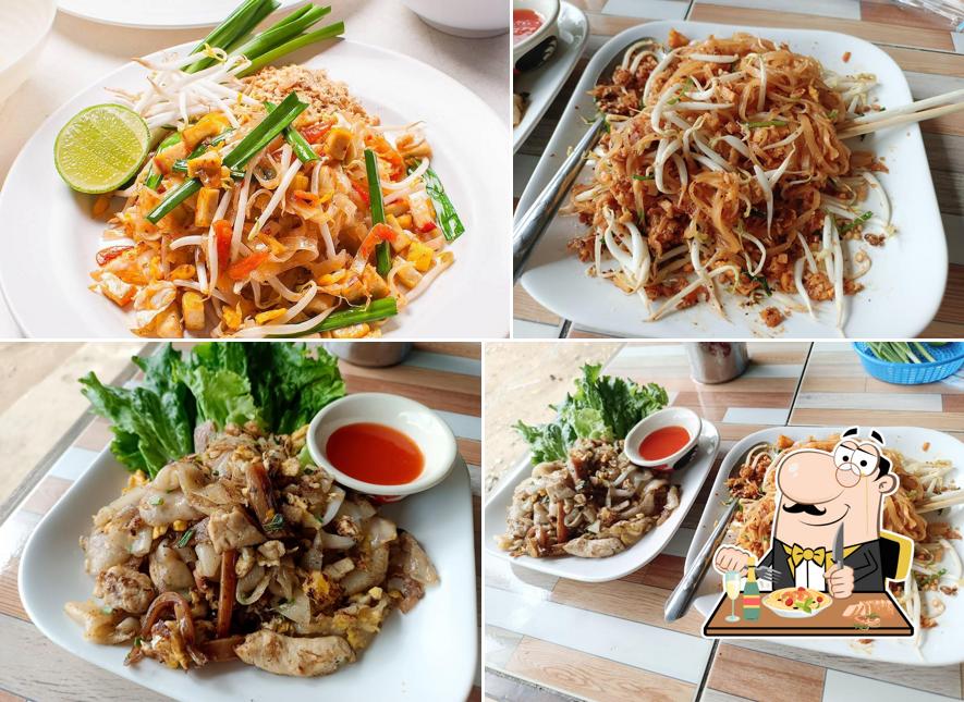 ลุงแอ๋ม ผัดไทยโบราณ