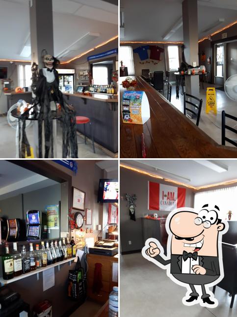 Mazies Pub