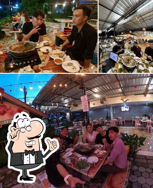 3 Zaep Restaurants ຮ້ານຈຸ່ມ3ແຊບ
