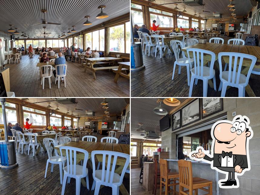 Dewey Destin's Navarre