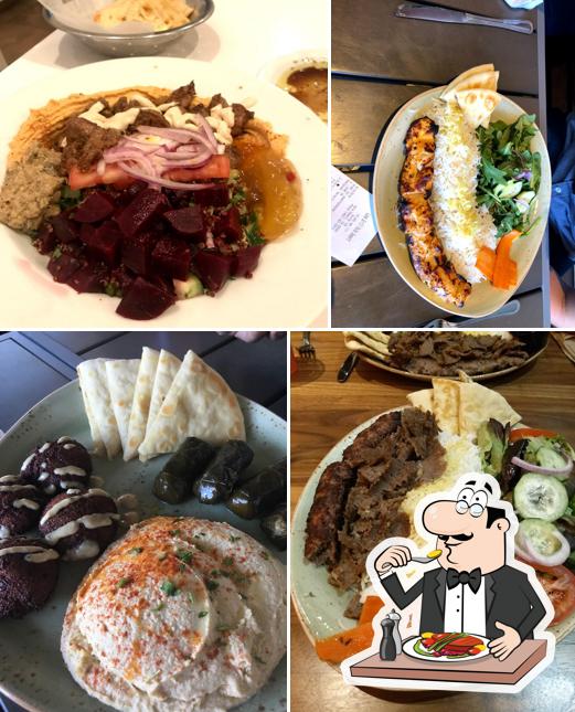 Luna Grill Palm Desert
