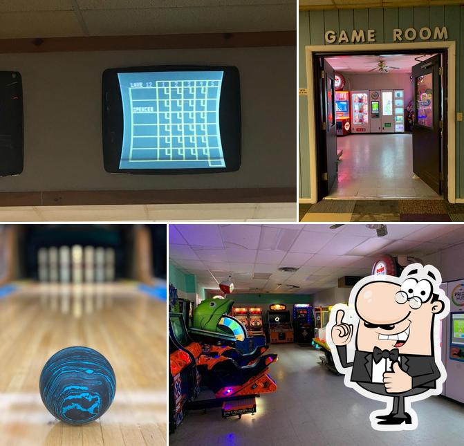 Ellsworth’s Candlepin Bowling Alley