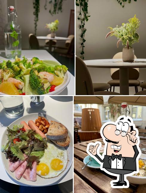 Посмотрите на внутренний интерьер "Сойка"