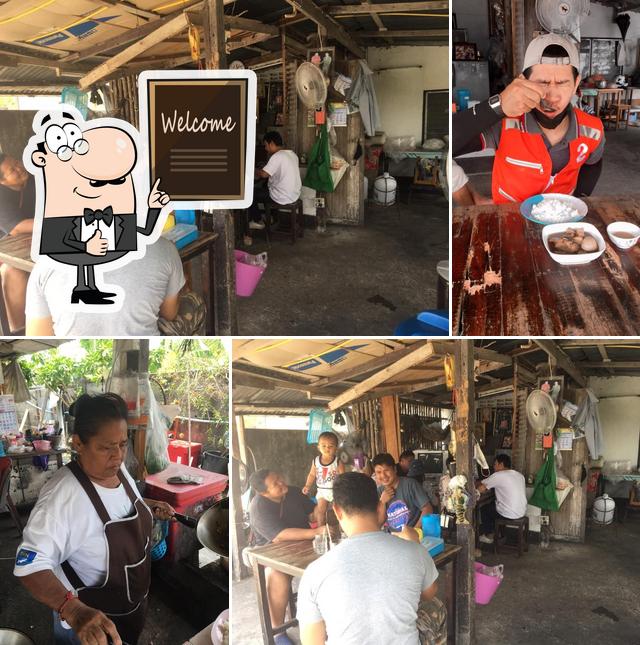 ร้านฉลามผัดเผ็ด
