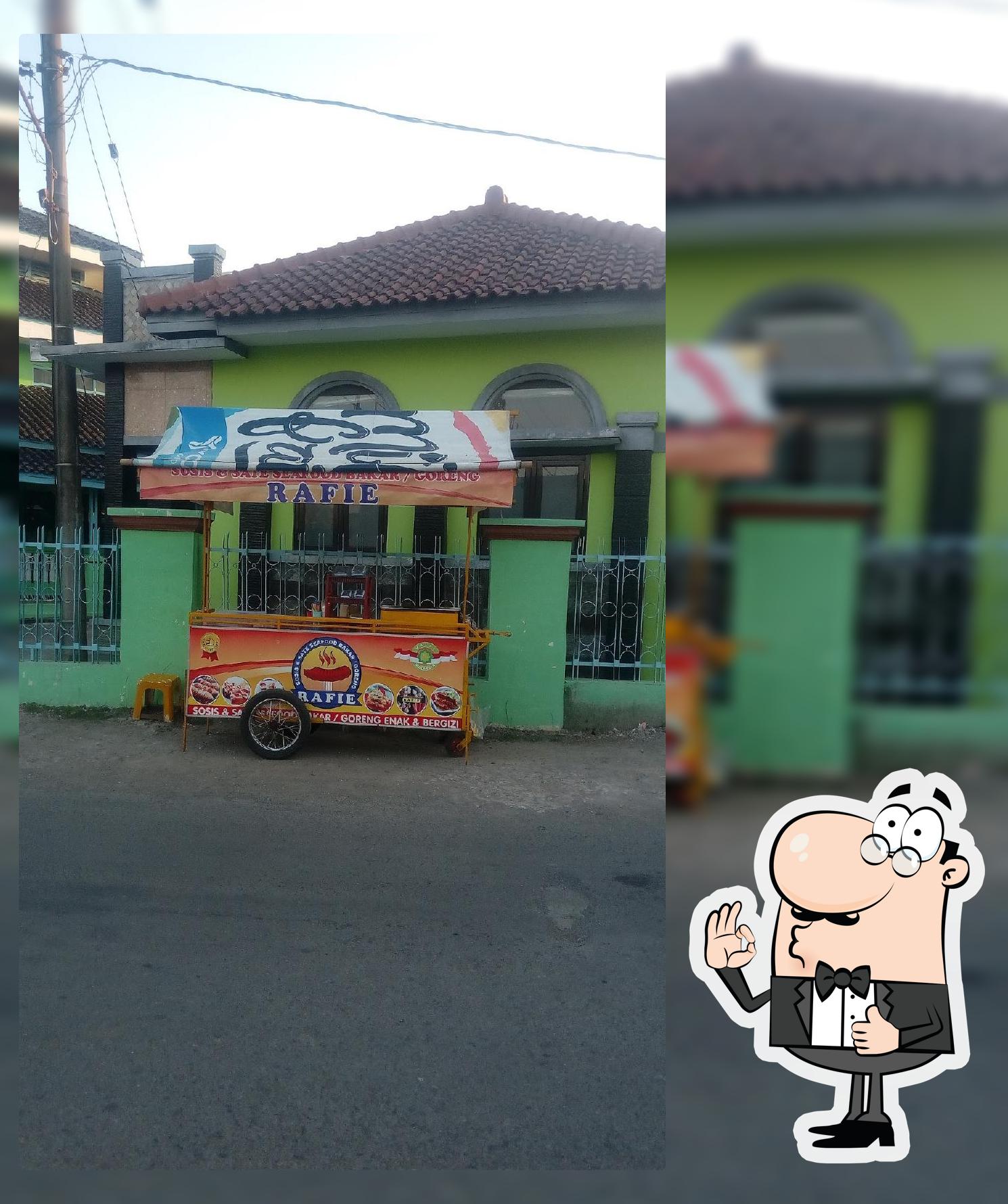 Rafie Sosis & Sate Seafood