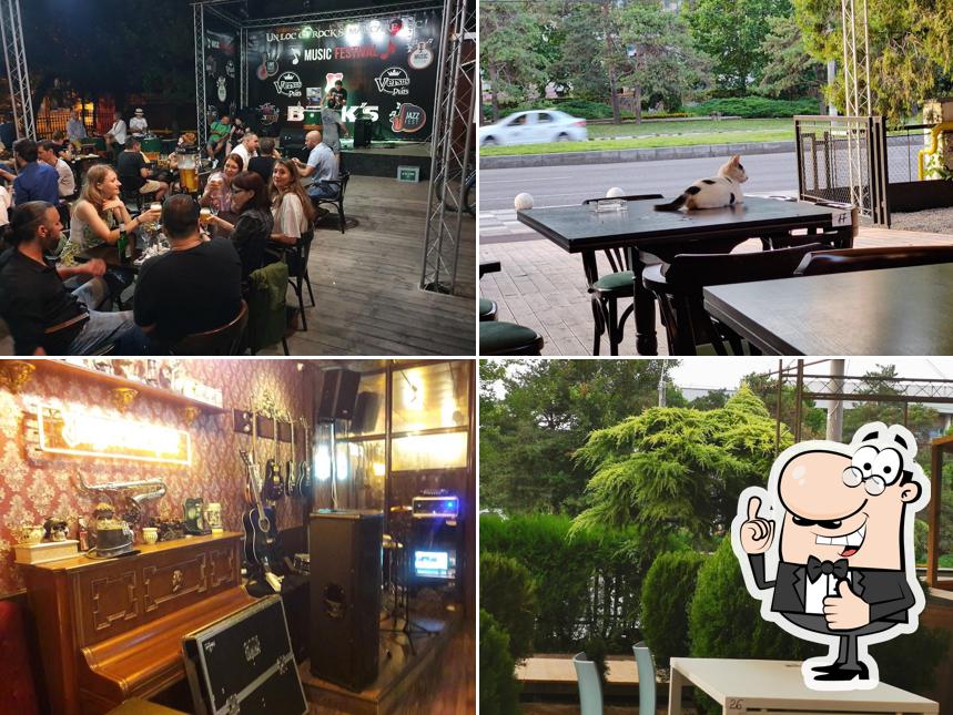 Versus Pub