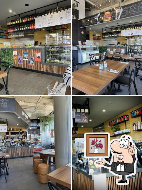 Uni Corner Cafe
