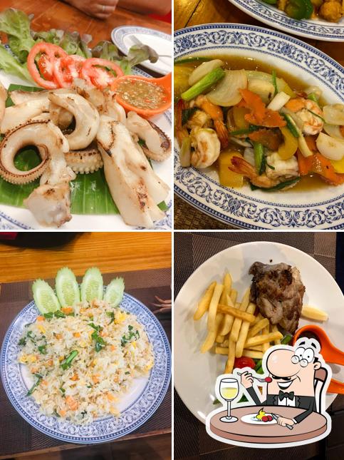 Food Market kata Restaurant