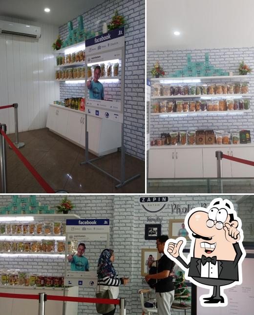 Zapin Batam Cake