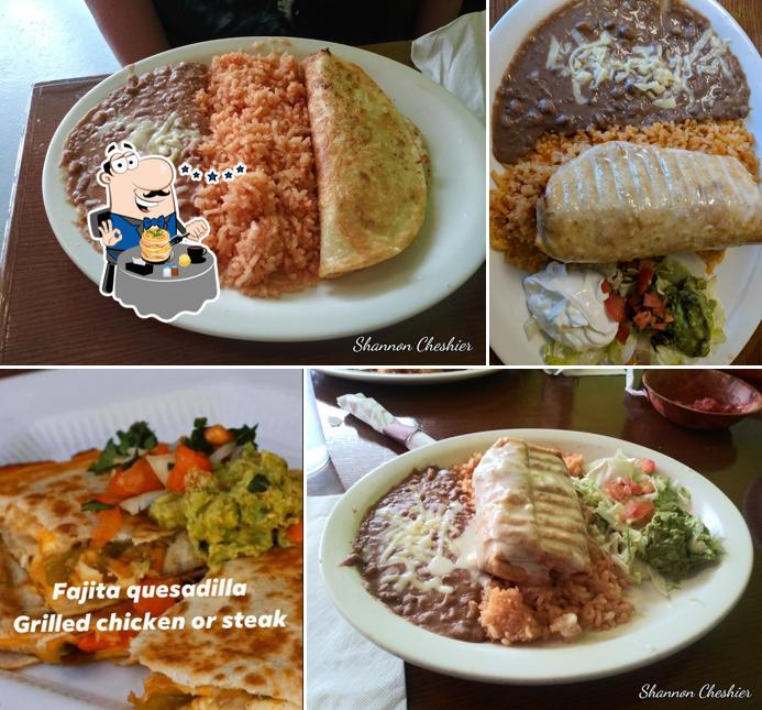 Los Reyes Mexican Grill