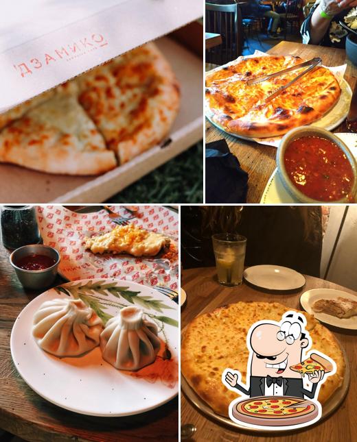 Пицца - самое любимое фаст-фуд блюдо в мире