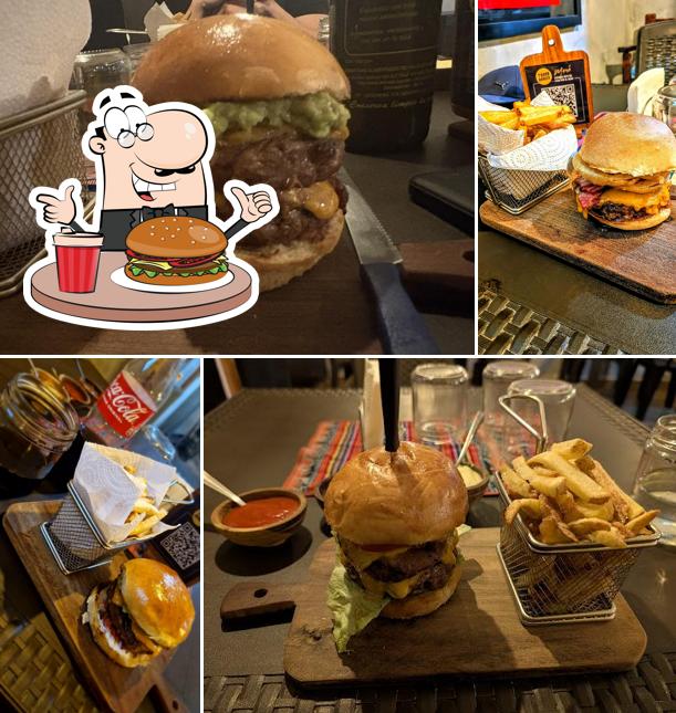 Tudor Burger