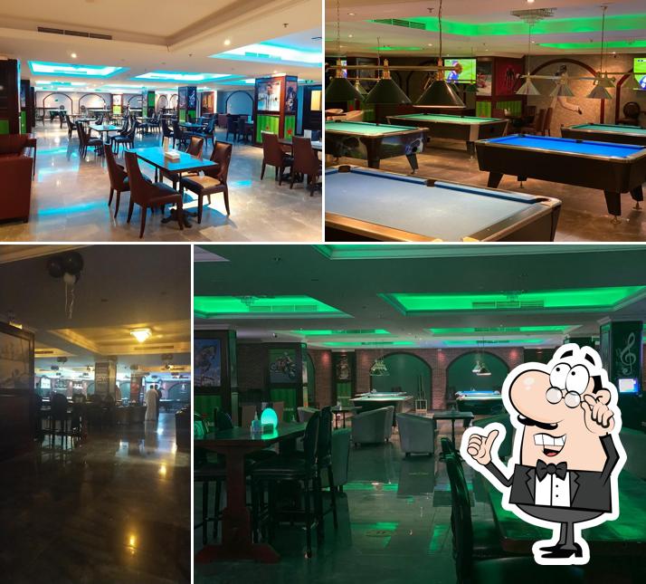 ROUTE 24 SPORTS LOUNGE