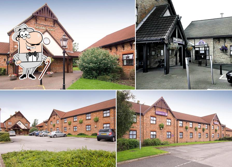 Premier Inn Manchester (Denton) hotel