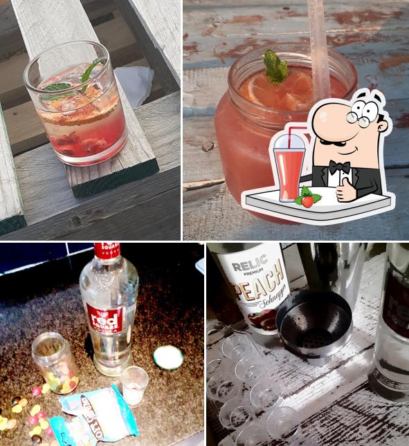 Tipsy Cocktails & Bar Services
