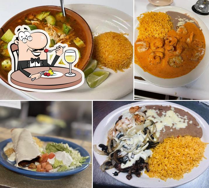 Los tres ll Mexican bar grill