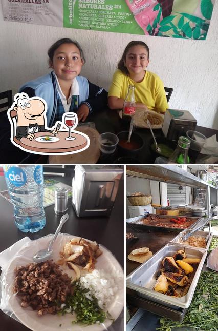 Autenticos Tacos Los Chuyos