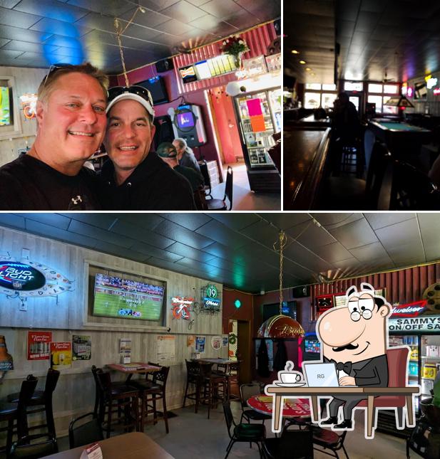 Sammy's Bar