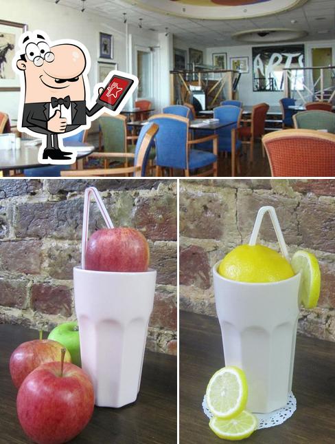 Arts Restaurant