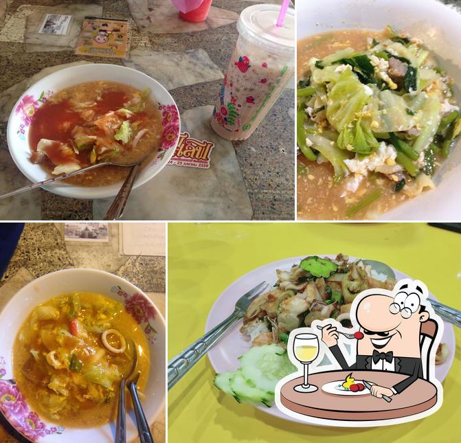 ร้านนำชัย สุกี้ แจ่วฮ้อน (ตลาดน้อย)
