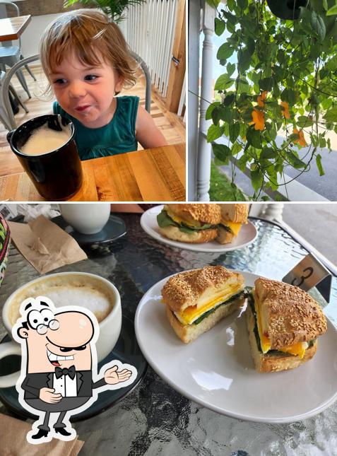 Wee Bird Bagel Cafe