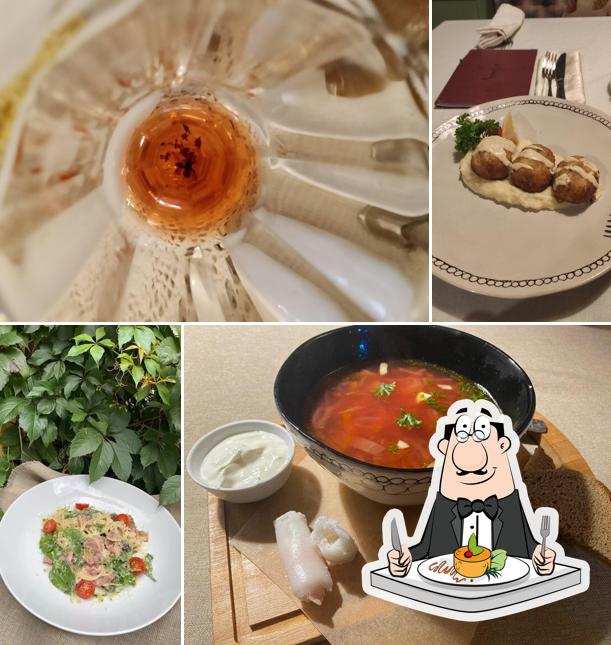 Еда в "Абажуре"