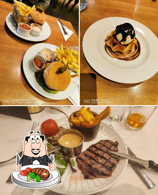 Courtyard Restaurant