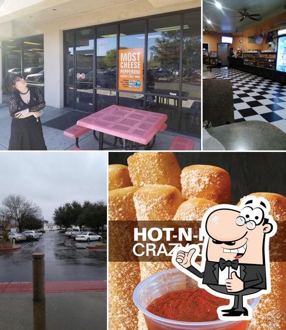 Little Caesars Pizza