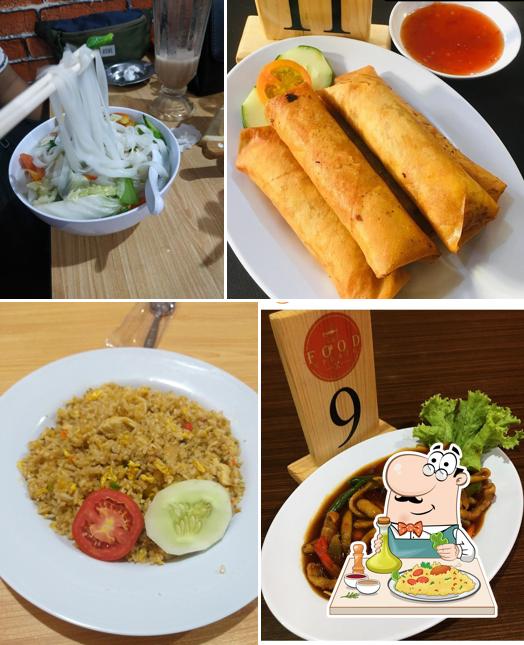 FOOD UPDATE CAFE & RESTO