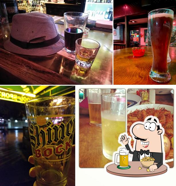 Molly's Pub