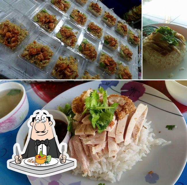 ข้าวมันไก่เจ้ติ๊ก